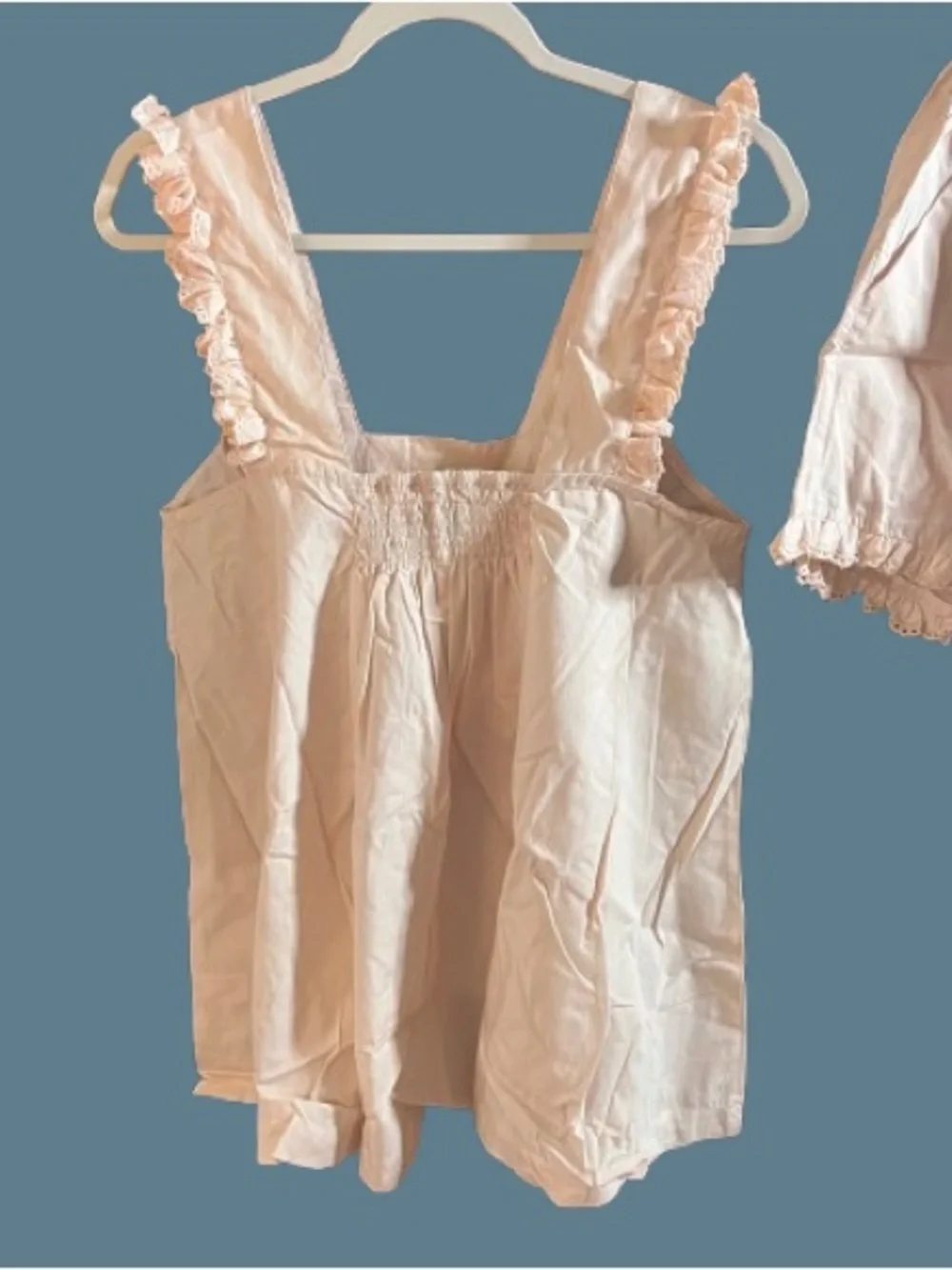 Ruffle-Trim Two-Piece Pajama Set in Pale Peach NWT Size XLarge